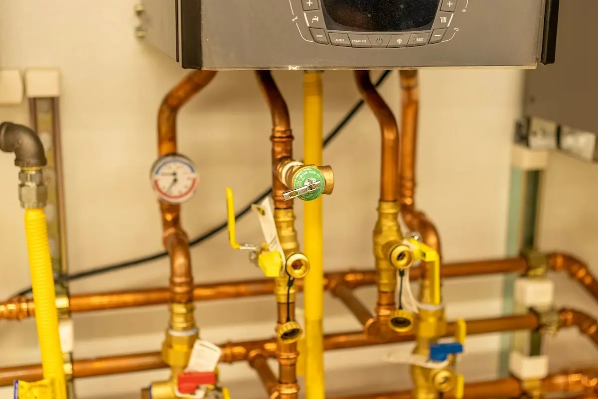 Licensed technician providing Slab Leak Repair for a homeowner in Floresville